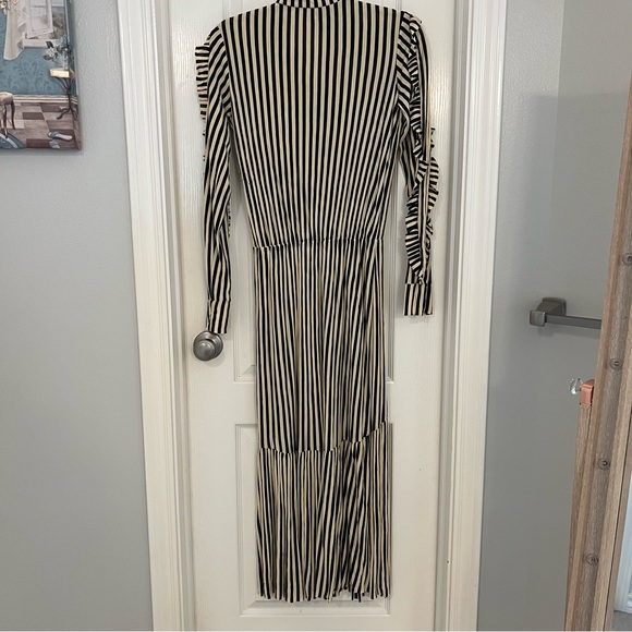 Zara Beige/Black Striped Ruffle Front Split Dress. - Picture 5 of 9